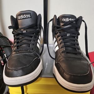 Rarely worn black used high top addidas throw backs